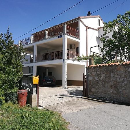 סנג' Apartment Anita מראה חיצוני תמונה